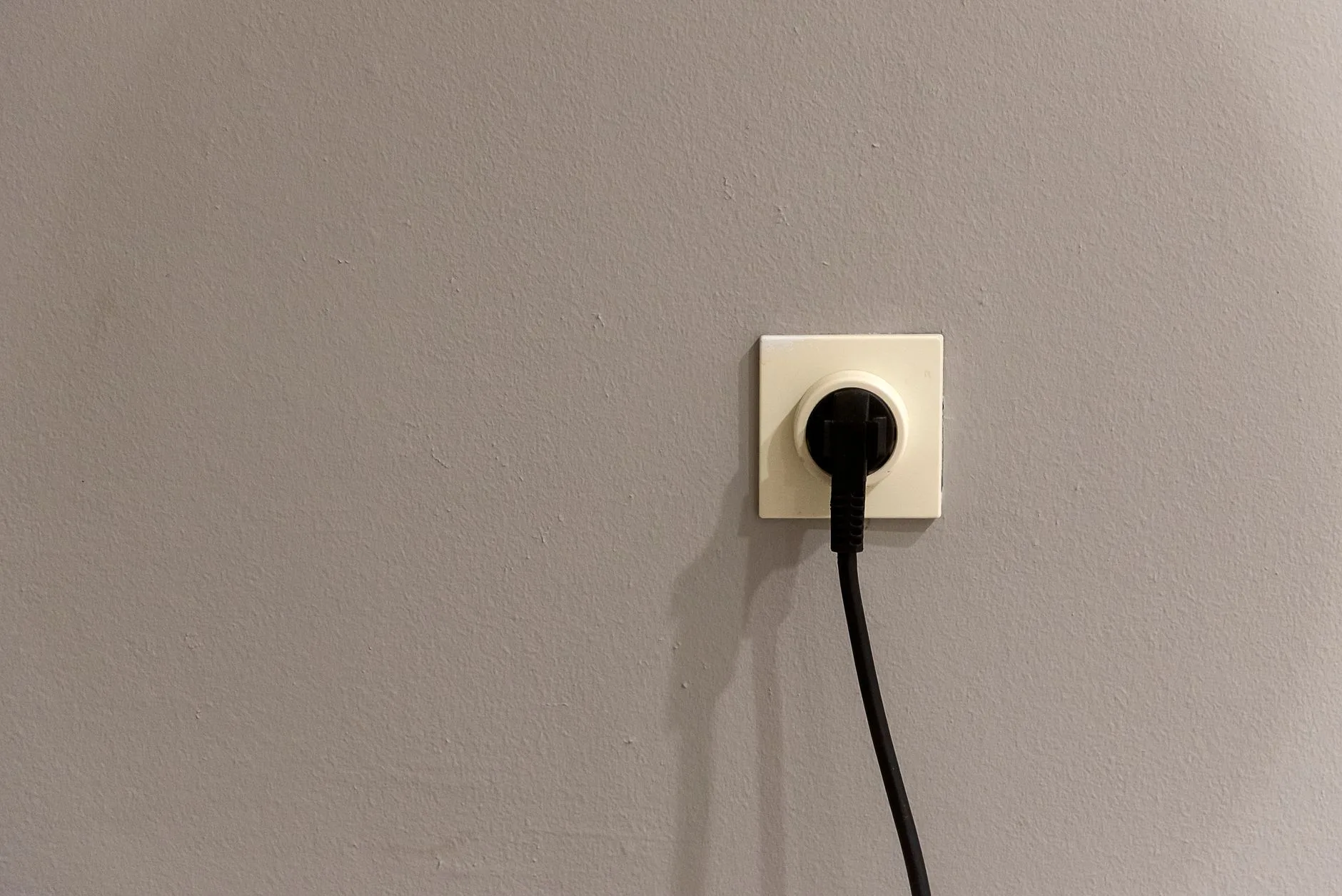 home hallway outlet near bedroom with gas detector
