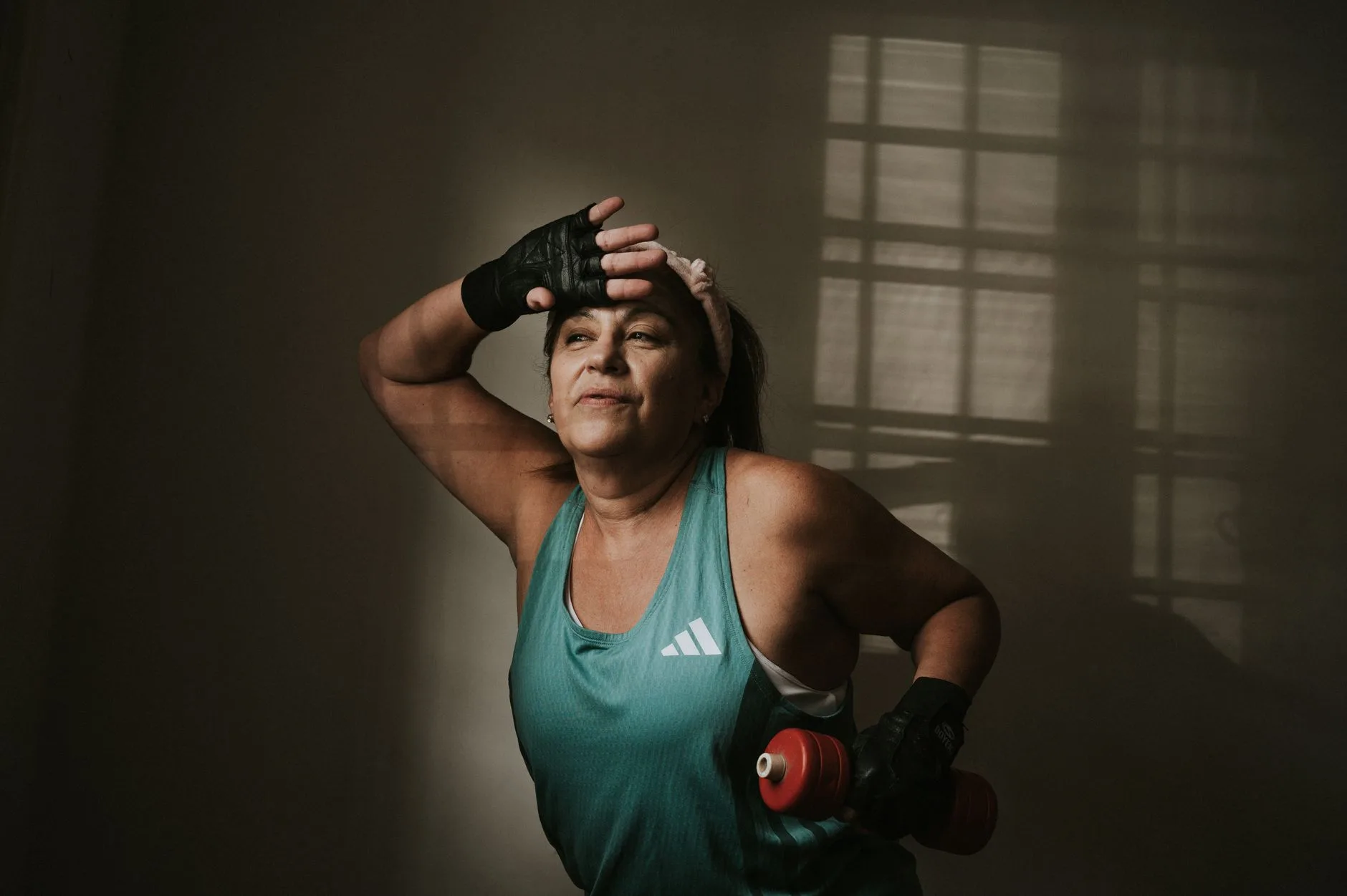 woman over 50 lose visceral fat resistance training at home